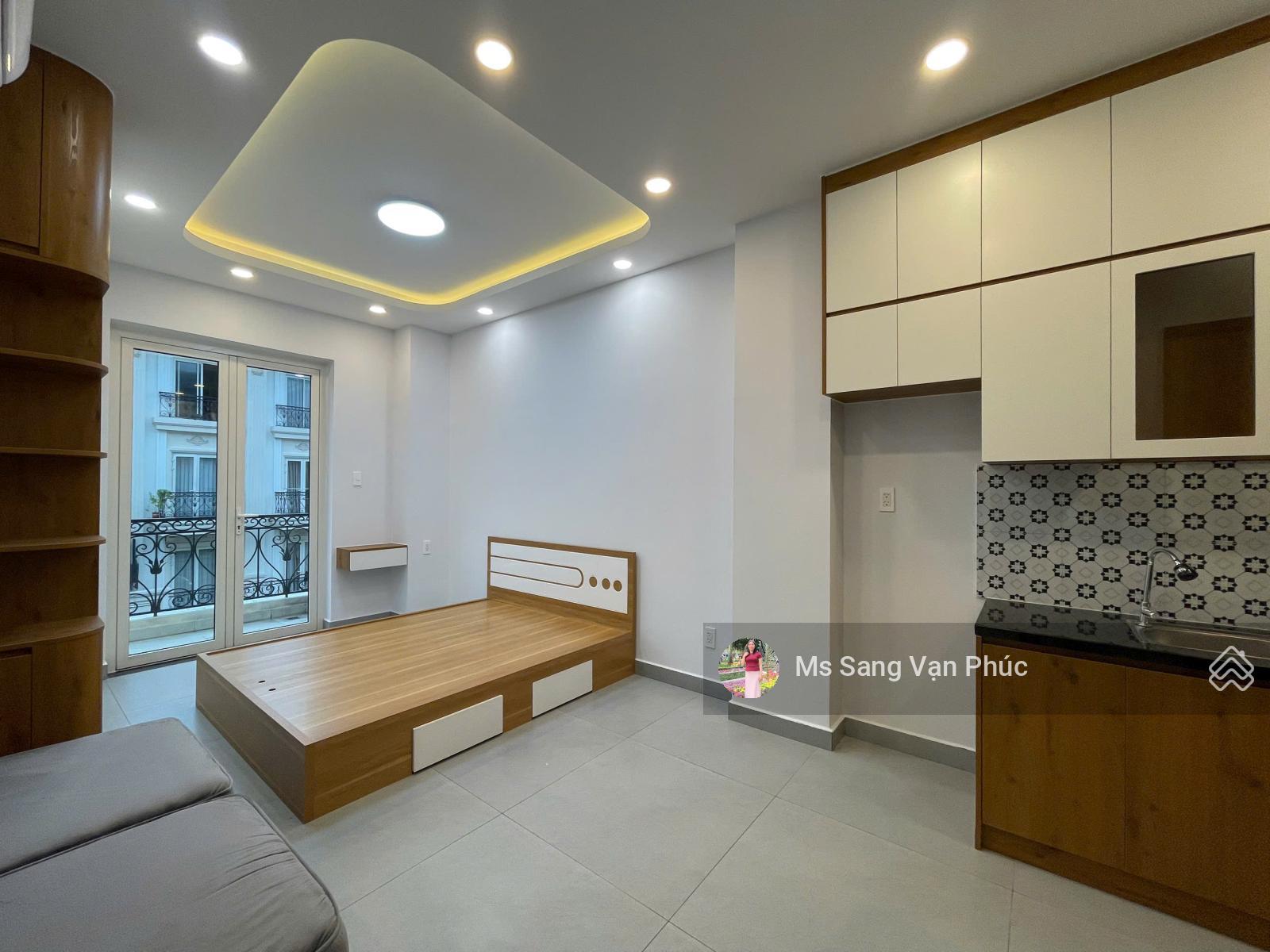 Căn hộ studio 35m2 - ban công - phố đi bộ - Vạn Phúc. Nhà nội thất mới 100%, thang máy. Giá 8.5tr