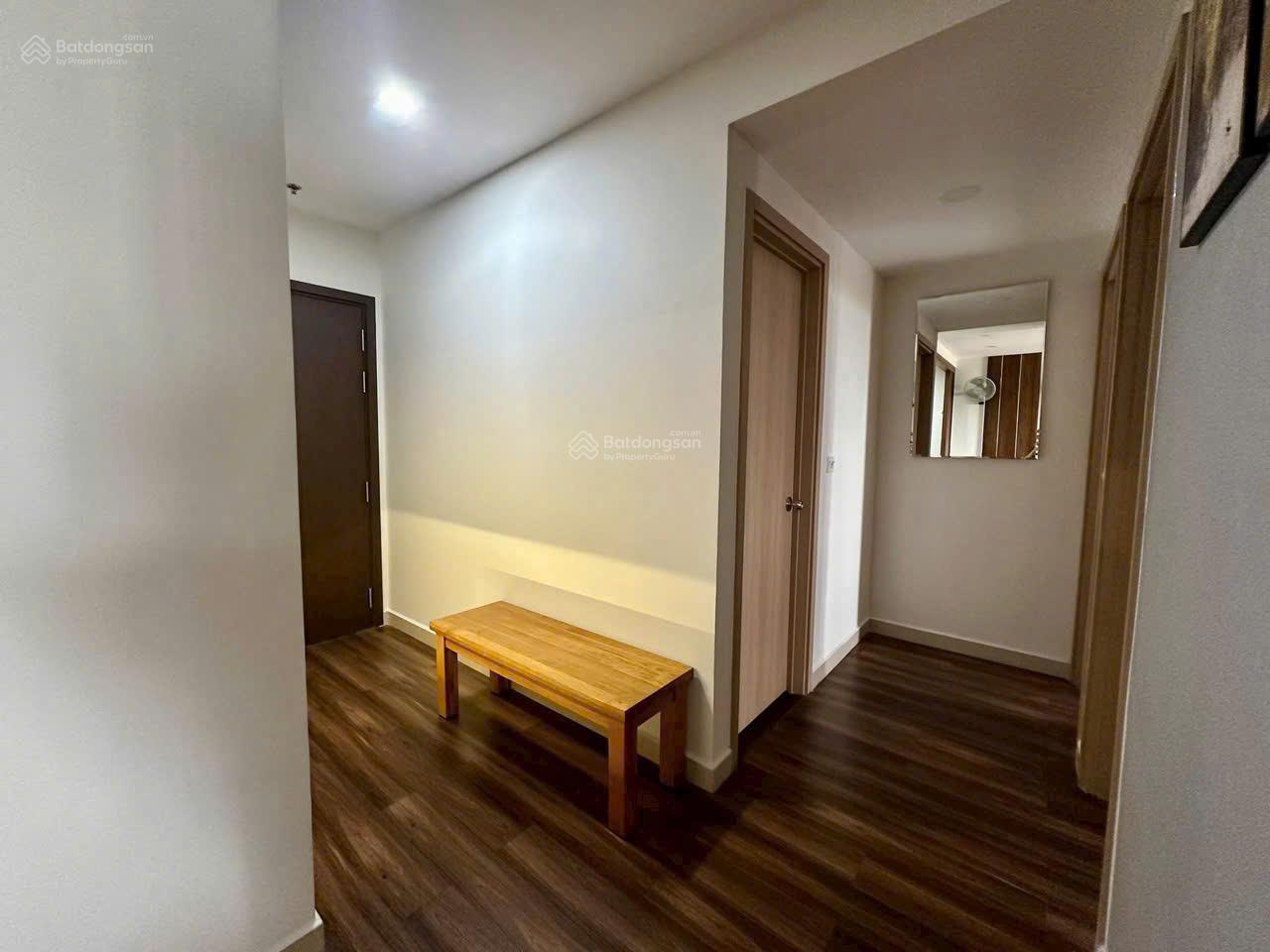Nhà y hình, cho thuê 2PN 2WC full NT đẹp tại Golden Mansion Phú Nhuận cạnh công viên Gia Định