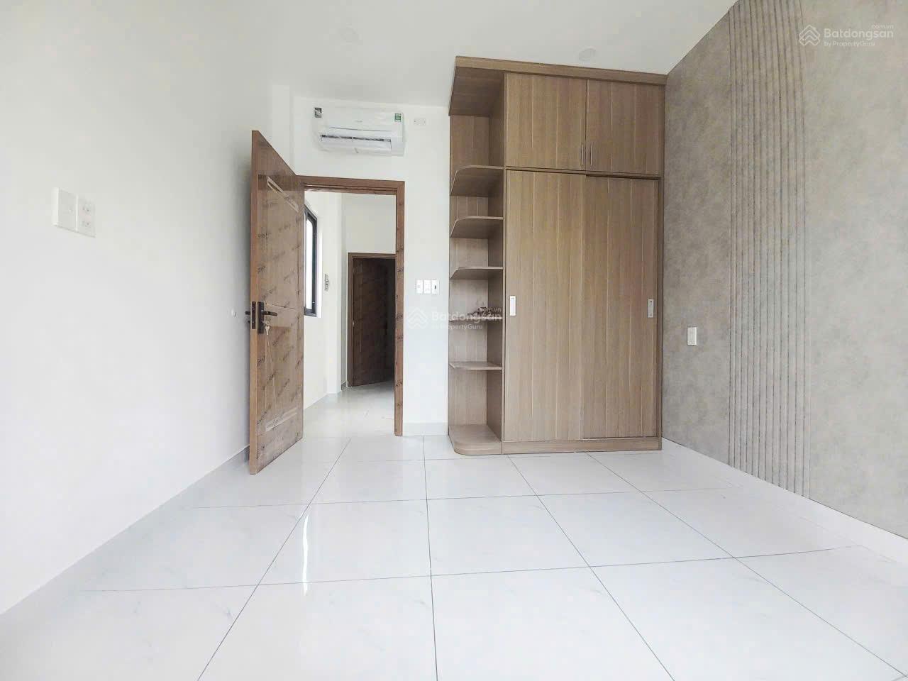 Bán rẻ nhà đẹp 2 lầu sân thượng , đường xe hơi Khu Kiều Đàm, giá 8,6 tỷ