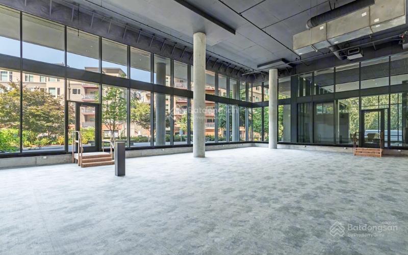 Cuối năm cần xoay vốn bán tòa VP Đỗ Xuân Hợp, Q9. Nhà 1H+3T - 18x22m - Giá 39 tỷ thương lượng nhanh Cuối năm cần xoay vốn bán tòa VP Đỗ Xuân Hợp, Q9. Nhà 1H+3T - 18x22m - Giá 39 tỷ thương lượng nhanh