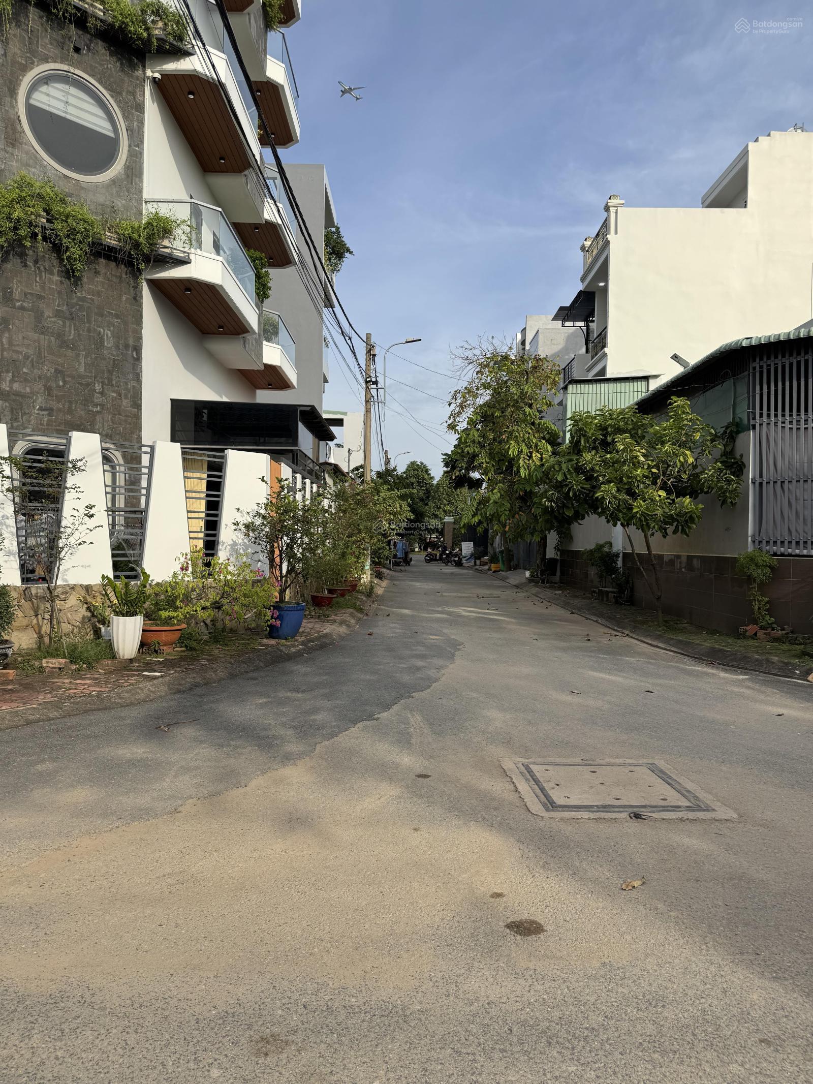 Bán đất 63m2, sổ riêng, mặt tiền hẻm đường Gò Cát phường Phú Hữu, Quận 9 giá chỉ từ 4 tỷ 290