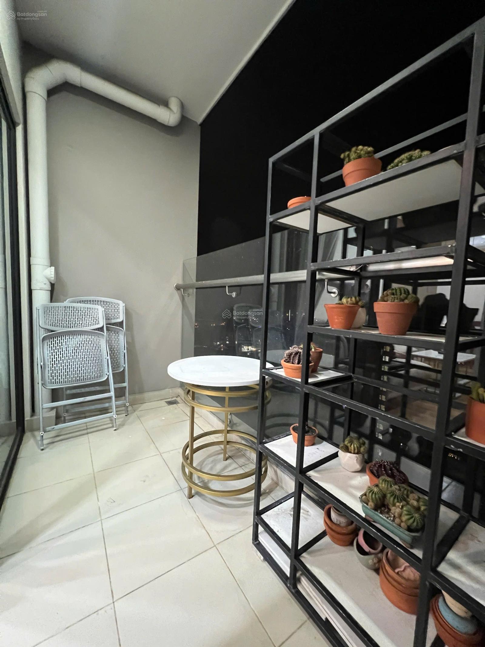 Không đăng giá ảo - chính chủ gởi bán căn 74m2 Flora Novia Nội thất đẹp , view Đông Nam thoáng mát