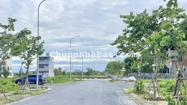 Bán gấp lô đất V6(B2-96) View kênh sinh Thái,đối diện toà Plaza 4 vị trí đẹp nhất FPT City Đà Nẵng