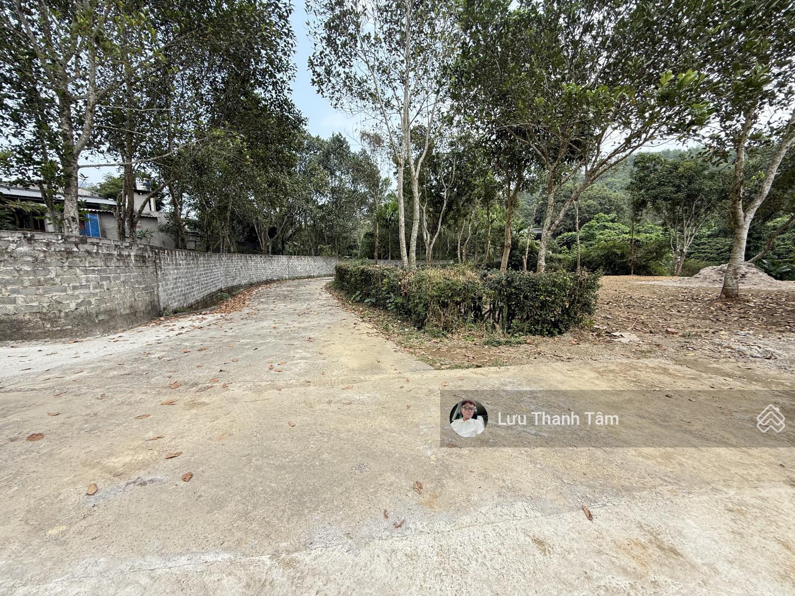 Chuyển nhượng lô đất đẹp 628m2 có 200m2 thổ cư tại trung tâm Lương Sơn, Hoà Bình