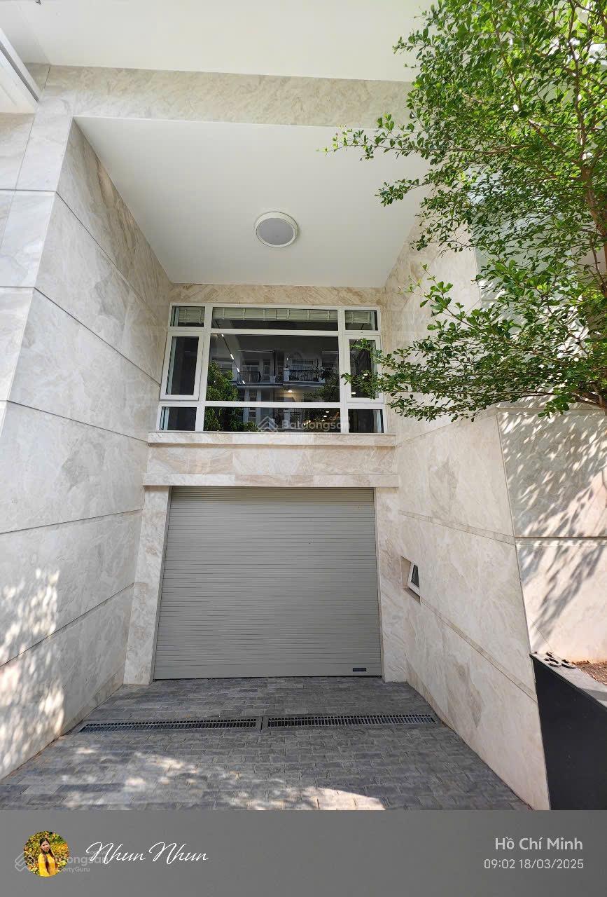 Cho thuê biệt thự The Peak Garden Villa liền kề Phú Mỹ Hưng, Q7 LH: 0909 875 *** em Nga