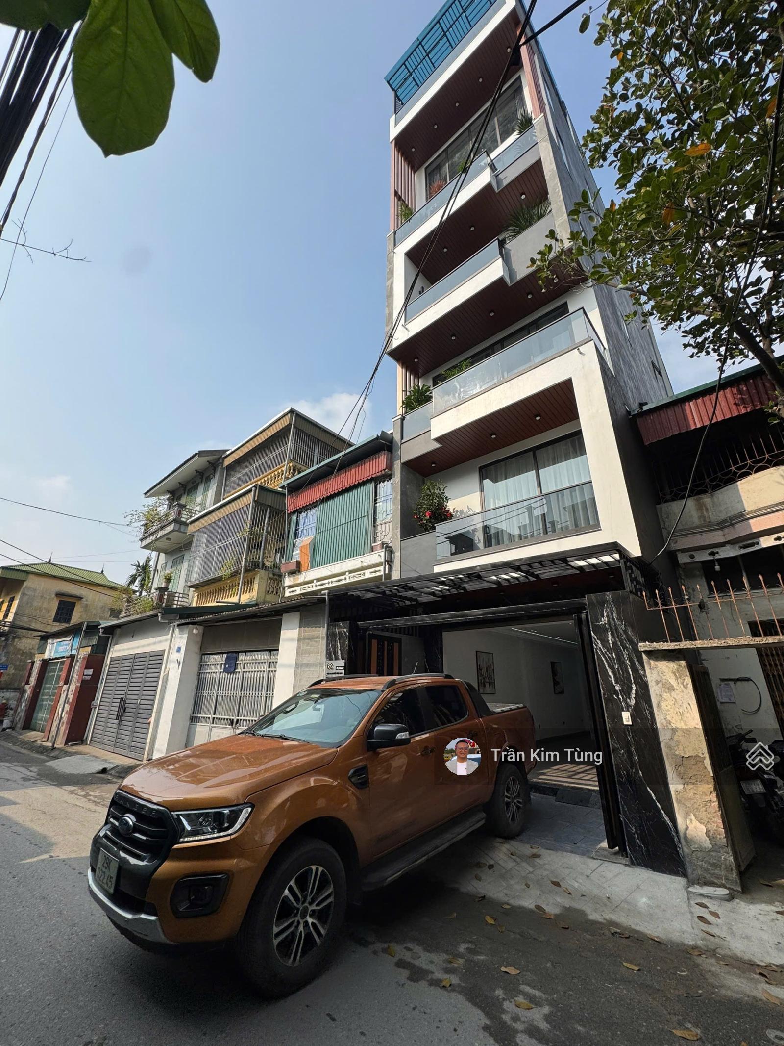 Siêu Phẩm Nhà Thạch Bàn, Đường Ô tô Tránh, Nội Thất Sang Trọng, Diện tích 90m2 Vừa ở Vừa Kinh Doanh