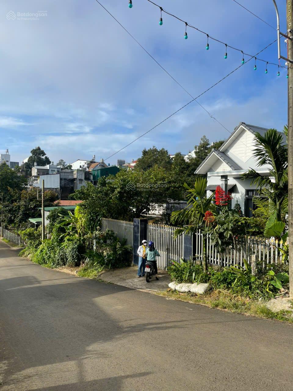 Bán đất - sẵn thổ cư - mặt tiền đường Quang Trung - Bảo Lộc