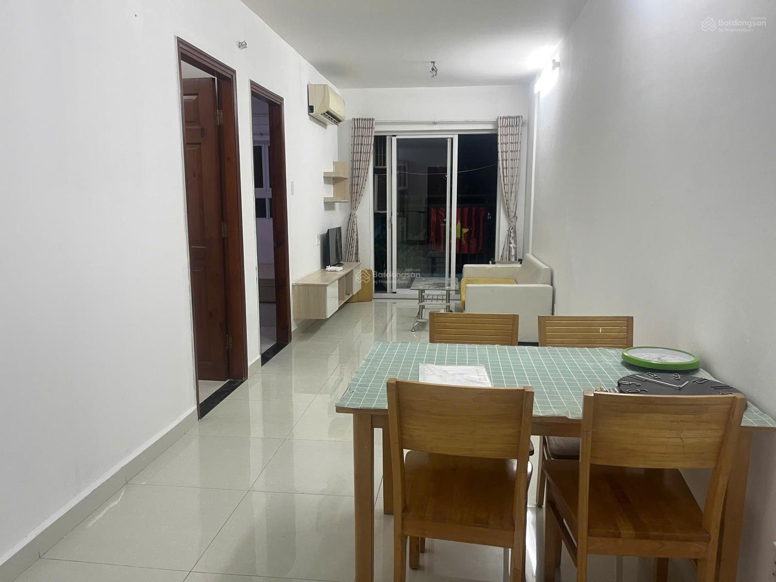 Bán căn hộ 8x Plus đường Trường Chinh, nhà có nội thất, view thoáng. Đã có sổ hồng, hỗ trợ vay bank