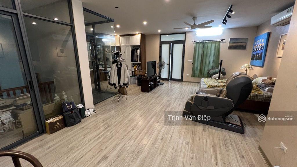 Bán nhà mặt phố âu cơ P.Quảng an tây hồ DT 100m vuông đẹp 46 tỷ