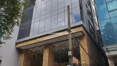 Cần cho thuê gấp tòa nhà số 121 Mặt Phố Hoàng Văn Thái - Thành Xuân. DT 142m x 10,5T. Giá 160 triệu