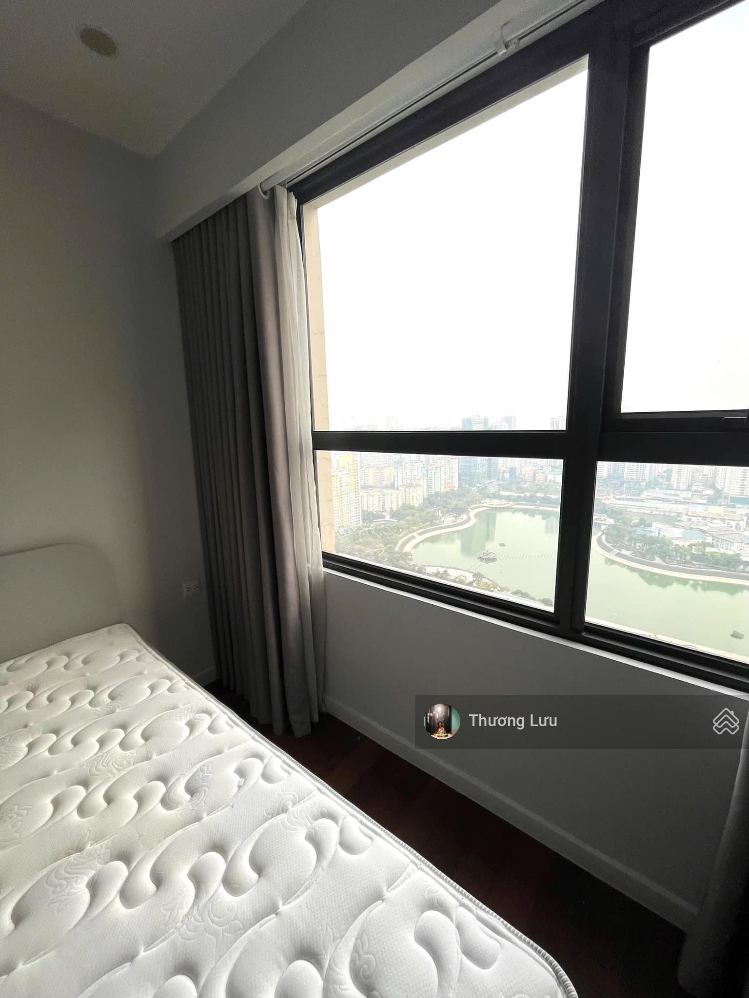 Bán căn hộ Vinhomes D'Capitale 3PN - 95m2, nhà đẹp view hồ, giá chỉ 12.8 tỷ Bán căn hộ Vinhomes D'Capitale 3PN - 95m2, nhà đẹp view hồ, giá chỉ 12.8 tỷ