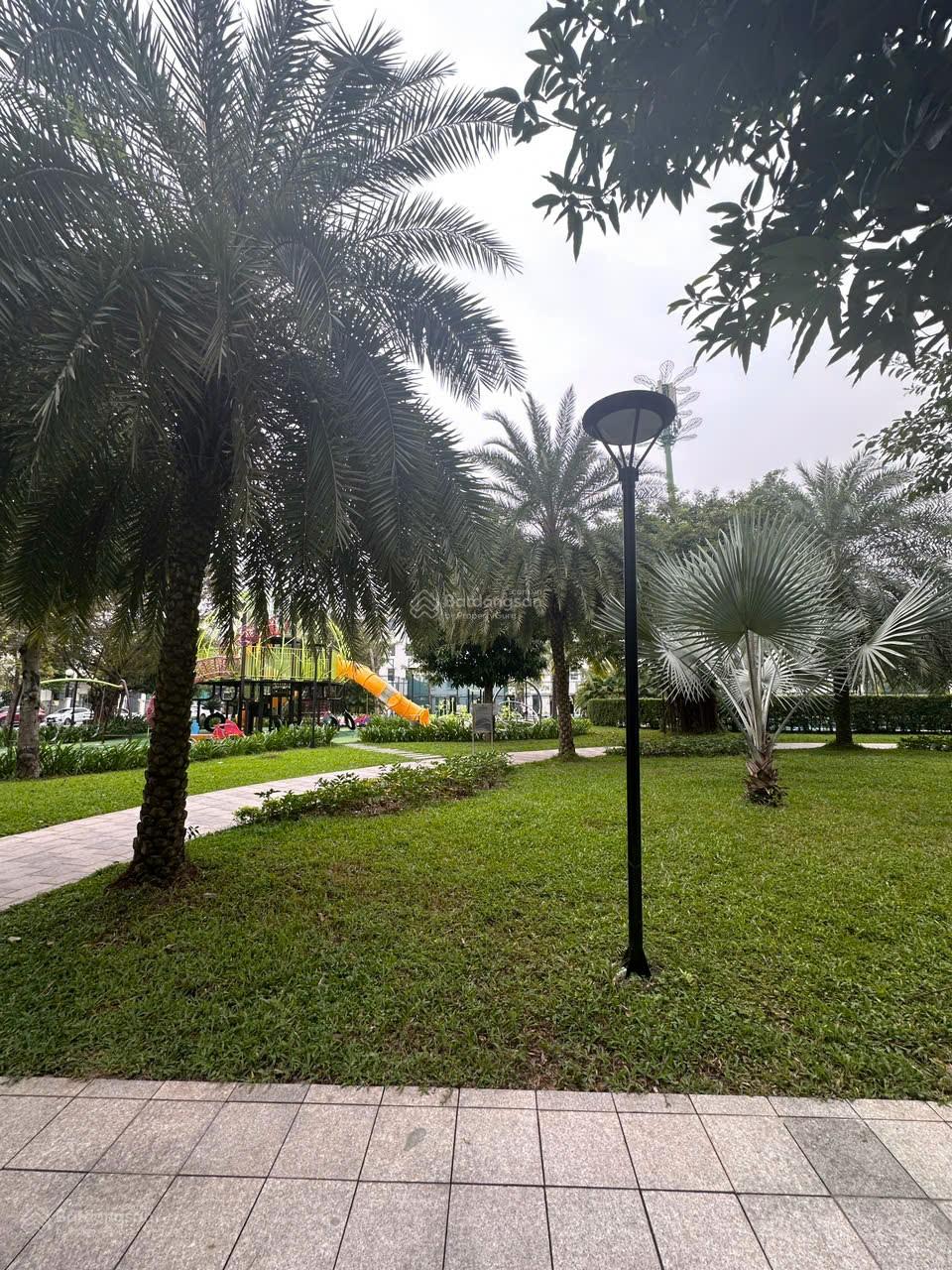 Liền kề 5 tầng gần Vincom tại OCP1 Gia Lâm, giá rẻ nhất 16 tỷ !!!