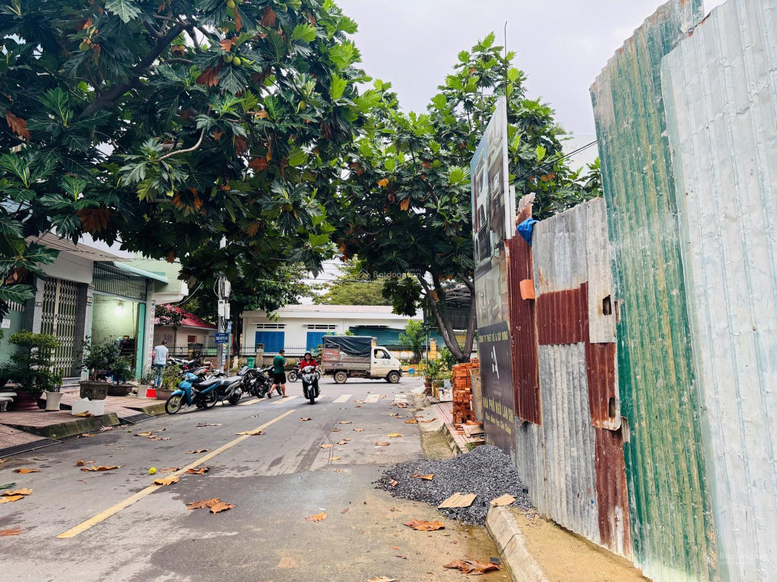 BÁN ĐẤT TẶNG NHÀ ĐƯỜNG NGÔ LAN CHI, PHƯỜNG VĨNH HÒA CŨ GIÁ CHỈ 7,5 TỶ