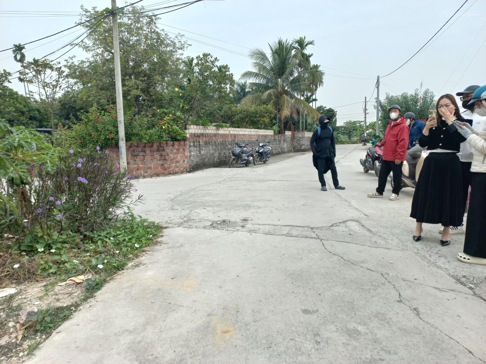 Lô góc trục thông 62m Thiên Hương ngõ ô tô đánh võng giá siêu tốt 1,x tỷ.