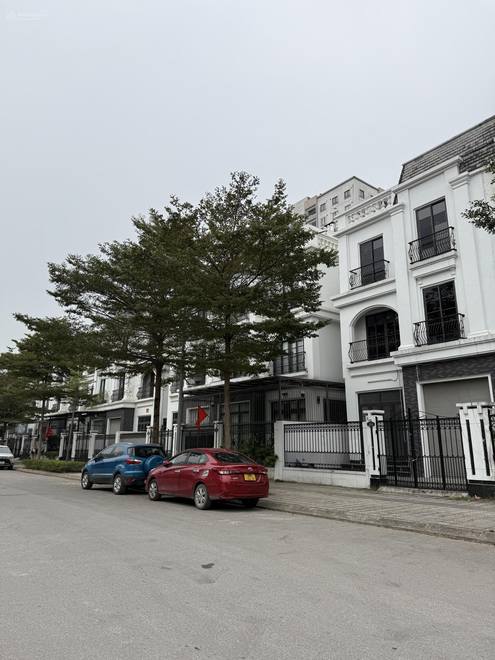 Cho thuê liền kề trục chính tại KĐT Đại Kim, Hoàng Mai, 90m2 x6 tầng thông sàn Thang Máy, 35tr/th Cho thuê liền kề trục chính tại KĐT Đại Kim, Hoàng Mai, 90m2 x6 tầng thông sàn Thang Máy, 35tr/th