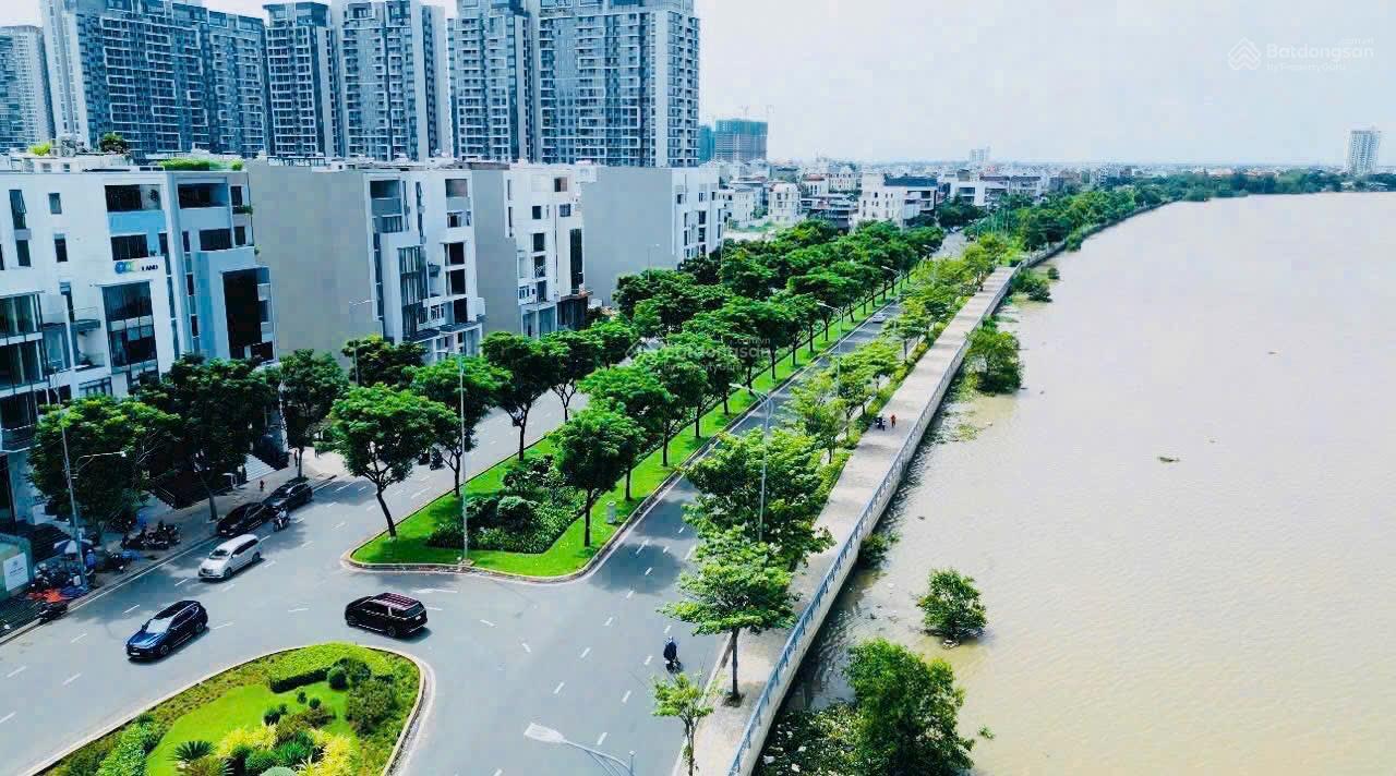 Bán Đất Nền Dự Án Huy Hoàng, 210 triệu/m2, 300m2, Q2, HCM giá siêu hời