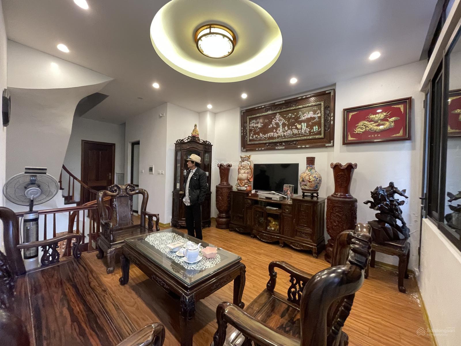 BÁN GẤP NHÀ PHÂN LÔ Ô TÔ TRÁNH PHỐ BÀ TRIỆU , 50M2 , Ở NGAY, VIEW CÔNG VIÊN, KINH DOANH, GIÁ 12,8TỶ