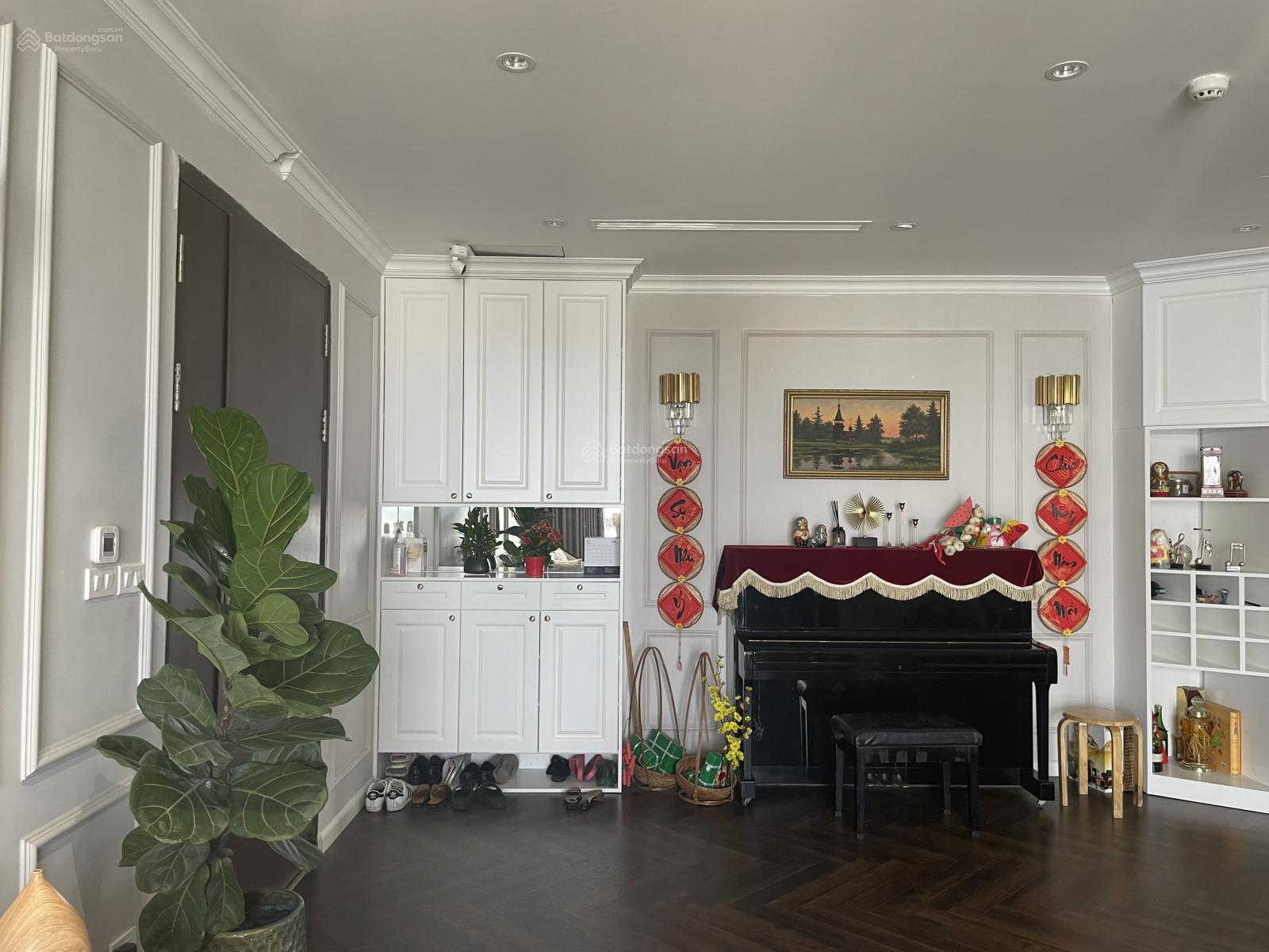 Bán căn hộ 3PN ban công ĐN, full nội thất Stellar Garden, Lê Văn Thiêm, Hà Nội, 9,7 tỷ, 112m2 Bán căn hộ 3PN ban công ĐN, full nội thất Stellar Garden, Lê Văn Thiêm, Hà Nội, 9,7 tỷ, 112m2