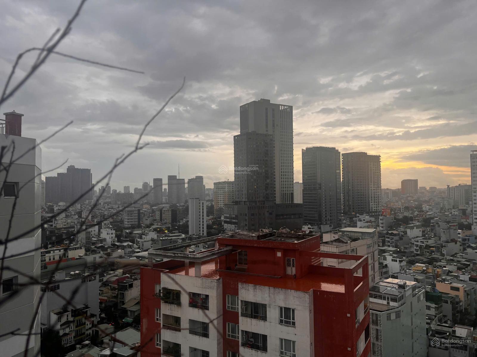 Bán chung cư Thế Kỷ 21, DT 76m2 2PN 1WC tầng cao