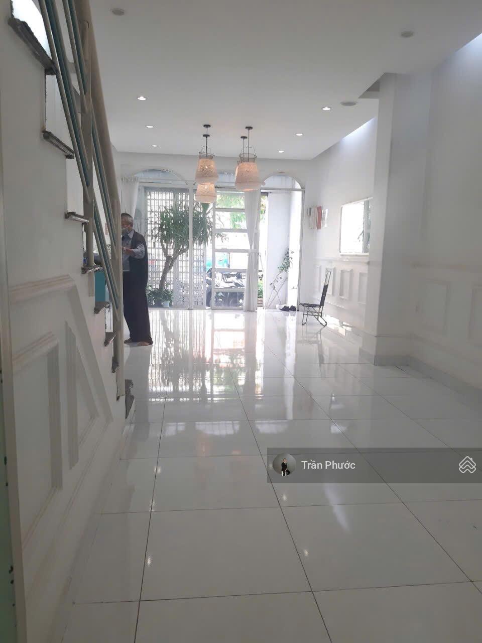 Nhà Mặt tiền 21 Trần Nhật Duật Quận 1 - DT: 4x20m KC: 1 trệt 3 lầu phù hợp kinh doanh Nhà Mặt tiền 21 Trần Nhật Duật Quận 1 - DT: 4x20m KC: 1 trệt 3 lầu phù hợp kinh doanh