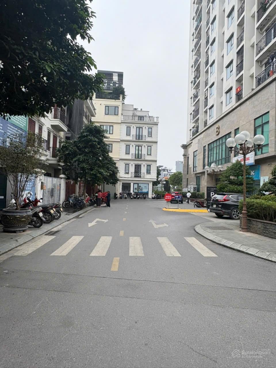 Bán BT liền kề khu VIP ngõ 11 Lâm Hạ 85m2, 35 tỷ, Bồ Đề, Long Biên, Hà Nội