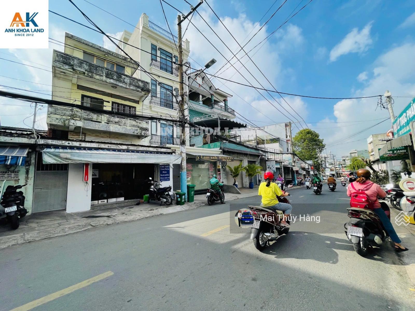Nhà mặt tiền Lý Tế Xuyên, khu sầm uất sát bên chợ Tam Hà - sẵn HĐ thuê 15tr/tháng