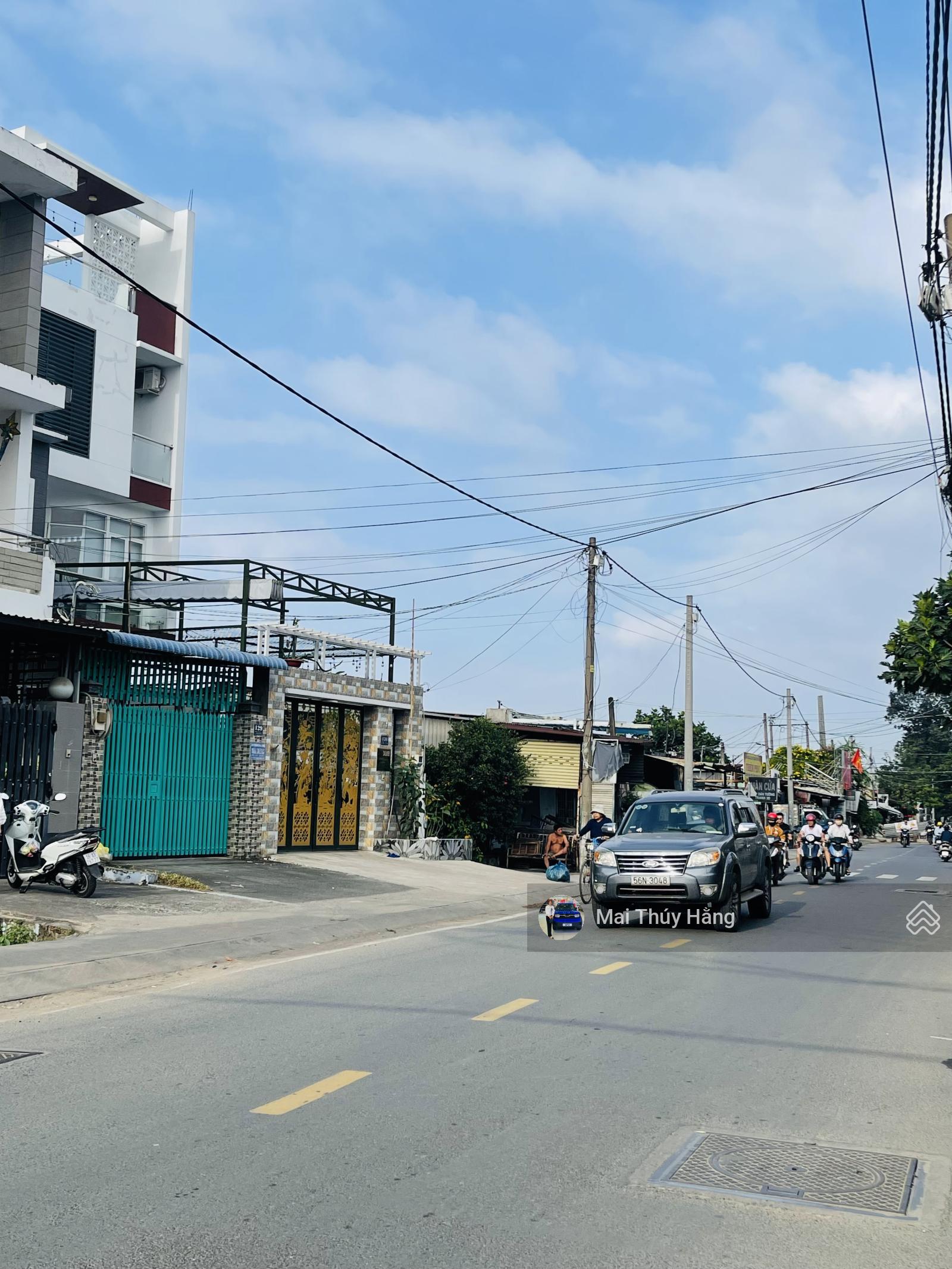 Nhà mặt tiền Lý Tế Xuyên, khu sầm uất sát bên chợ Tam Hà - sẵn HĐ thuê 15tr/tháng Nhà mặt tiền Lý Tế Xuyên, khu sầm uất sát bên chợ Tam Hà - sẵn HĐ thuê 15tr/tháng