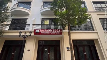 Chính chủ bán nhanh liền kề San Hô 22.
Mặt tiền 4,5m sát chung cư MAS gần biển hồ tạo sóng