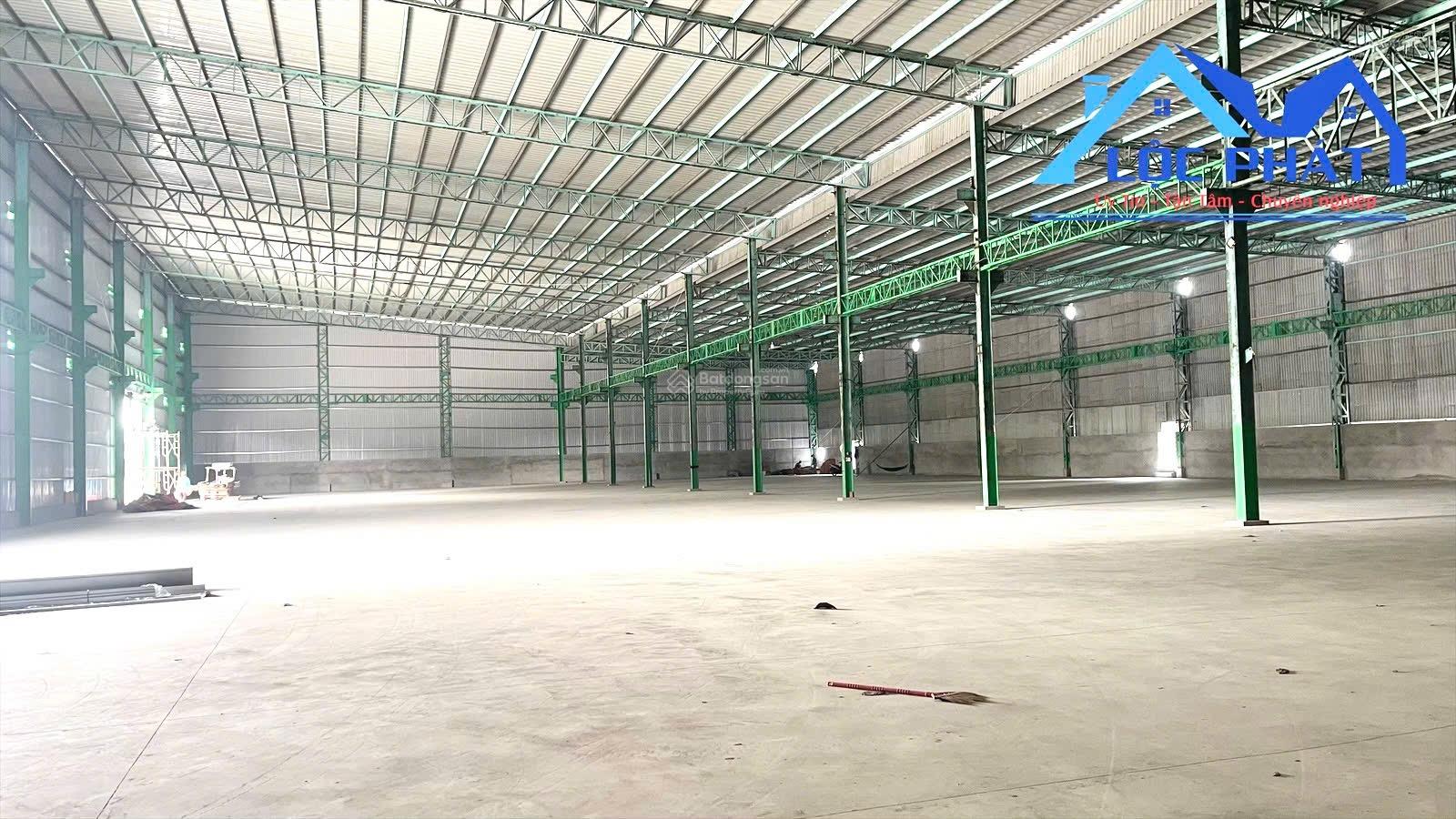Cho thuê xưởng 4800m2 giá chỉ 485triệu/tháng KCN Nhơn Trạch, Đồng Nai - LH 0931 760 ***