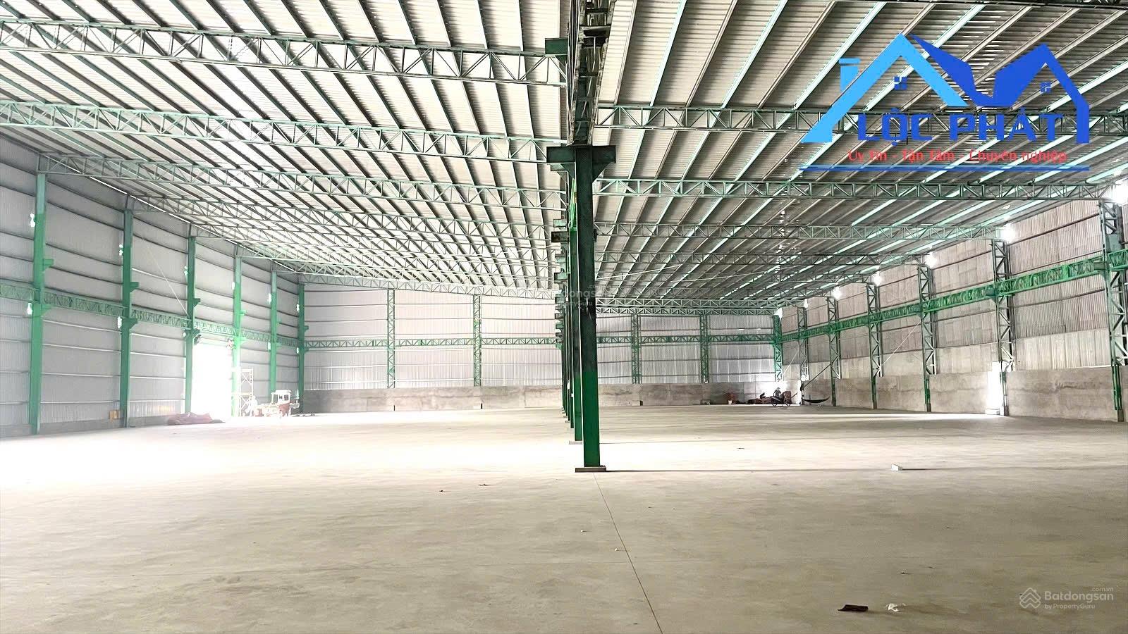 Cho thuê xưởng 4800m2 giá chỉ 485triệu/tháng KCN Nhơn Trạch, Đồng Nai - LH 0931 760 ***