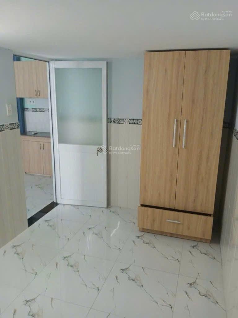 Gấp! Chỉ 11 tỷ sở hữu ngay căn hộ dòng tiền DT: 82.7m2 - ngang 5m - hẻm xe hơi 8m ngay Quang Trung