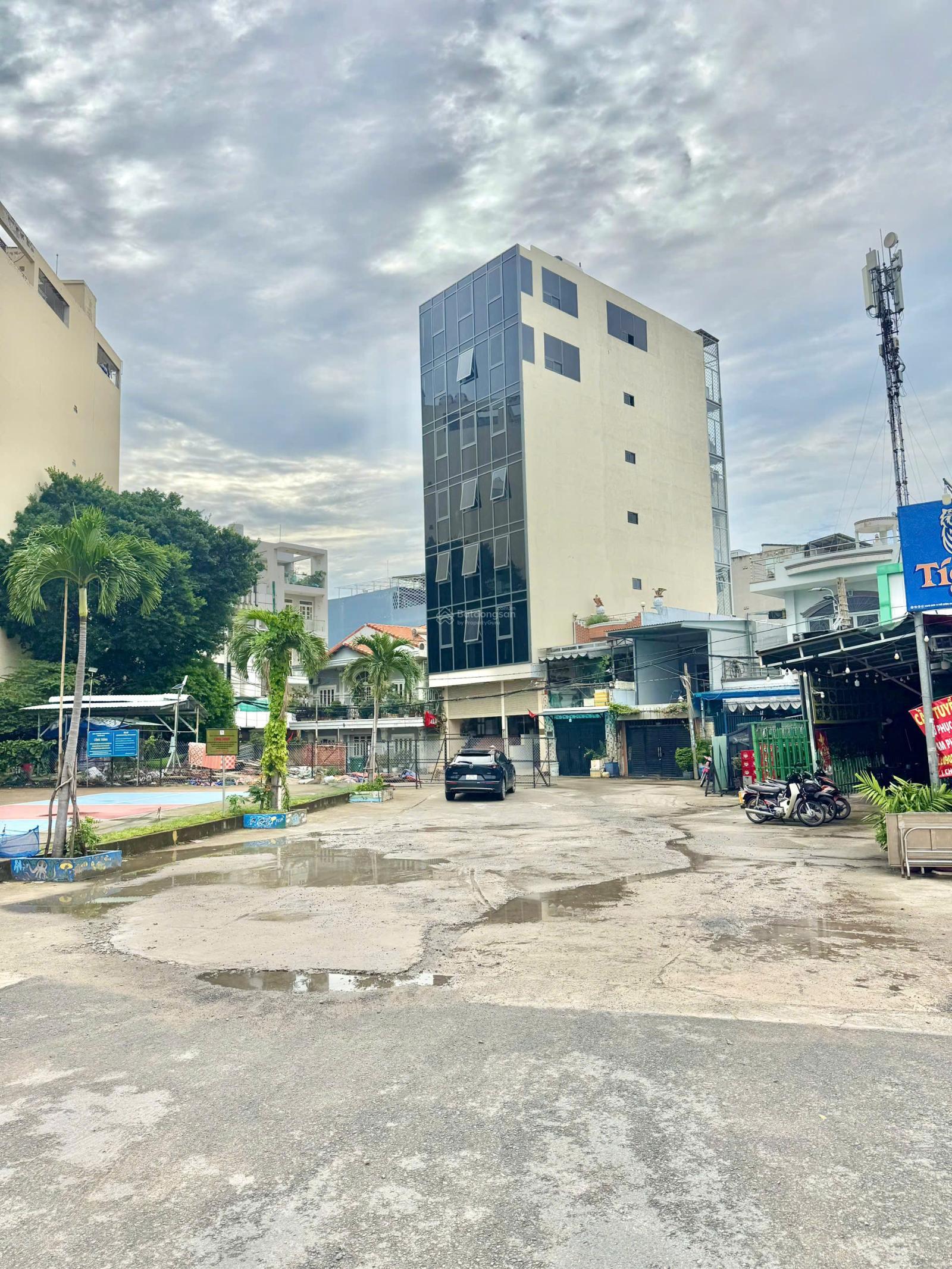 TÒA NHÀ HẦM + 7 TẦNG MT NGUYỄN VĂN LINH, QUẬN 7 | HĐT 210 TR/THG | GIẢM 7 TỶ Giá CHỐT CHỈ 43 TỶ!