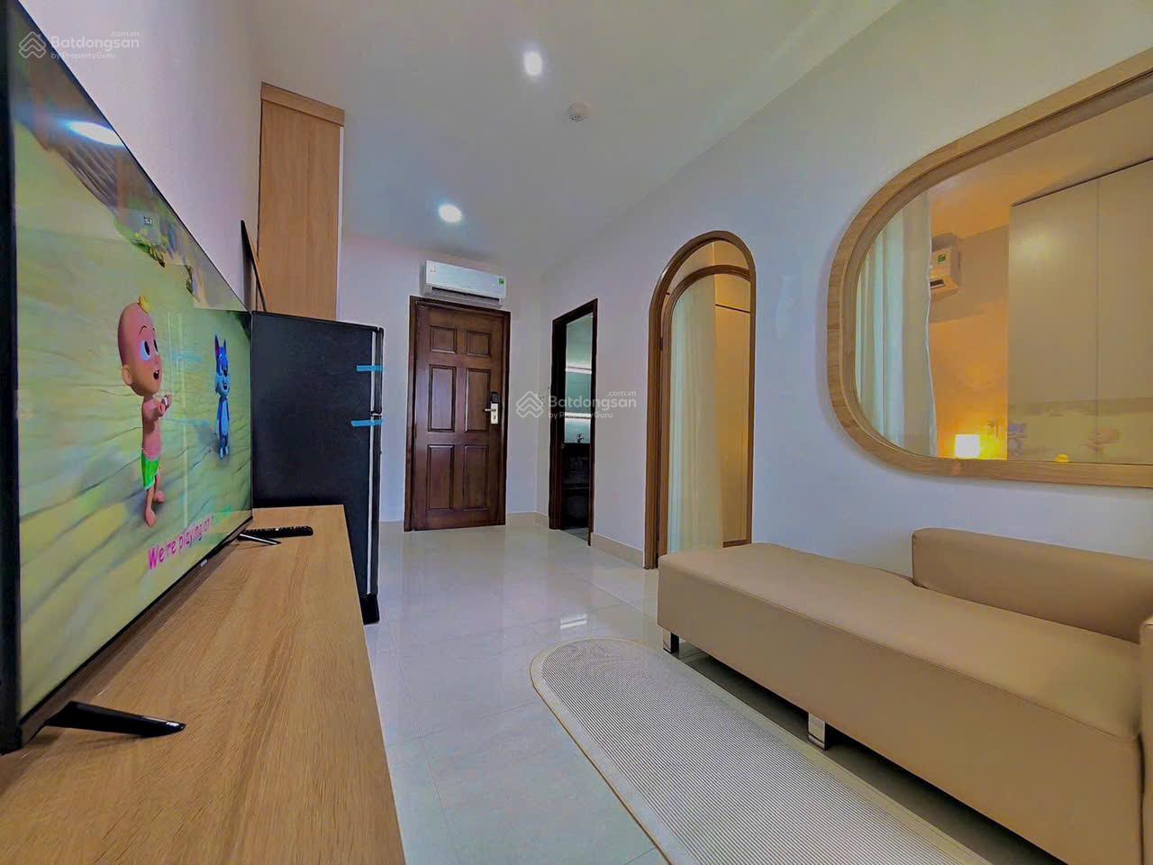 CHDV siêu ngon! Nhà HXH Nguyễn Minh Hoàng khu vip K300 trệt 3 lầu 4.1x19m, TN 43tr/th giá 14 tỷ