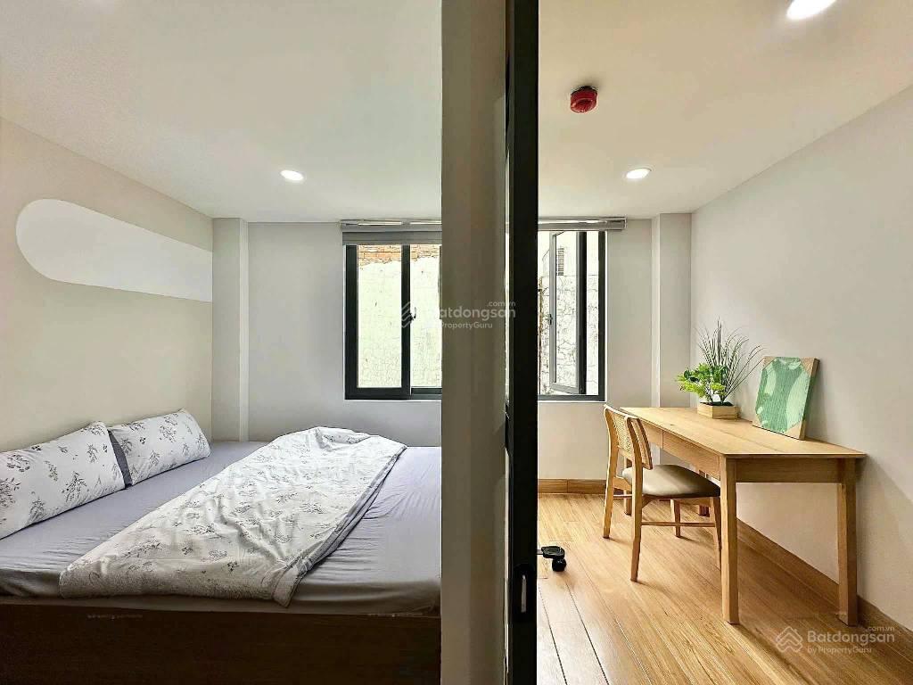 Quá ngon! Gấp bán 12 CHDV - 500tr/năm chỉ nhỉnh 8 tỷ, nhà Nguyên Hồng, 95m2 - 4 tầng