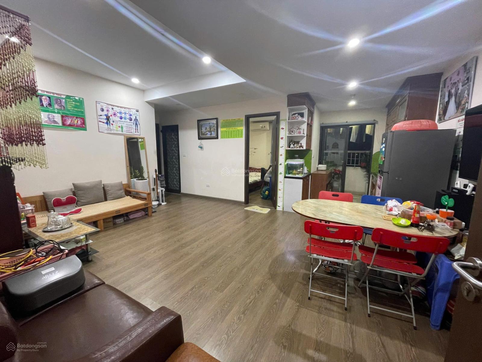 Bán CHCC Osaka Complex ngõ 48 Ngọc Hồi, tòa B. DT 56m2 2 phòng ngủ 1 WC. Giá 4,3 tỷ, LH 0983 873 ***