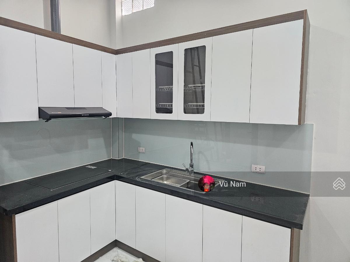 Bán nhà đẹp Hào Nam, ngõ thông, kinh doanh, chợ, trường học, 42m2 x 4T, 5PN giá: 9.4 tỷ TL Bán nhà đẹp Hào Nam, ngõ thông, kinh doanh, chợ, trường học, 42m2 x 4T, 5PN giá: 9.4 tỷ TL