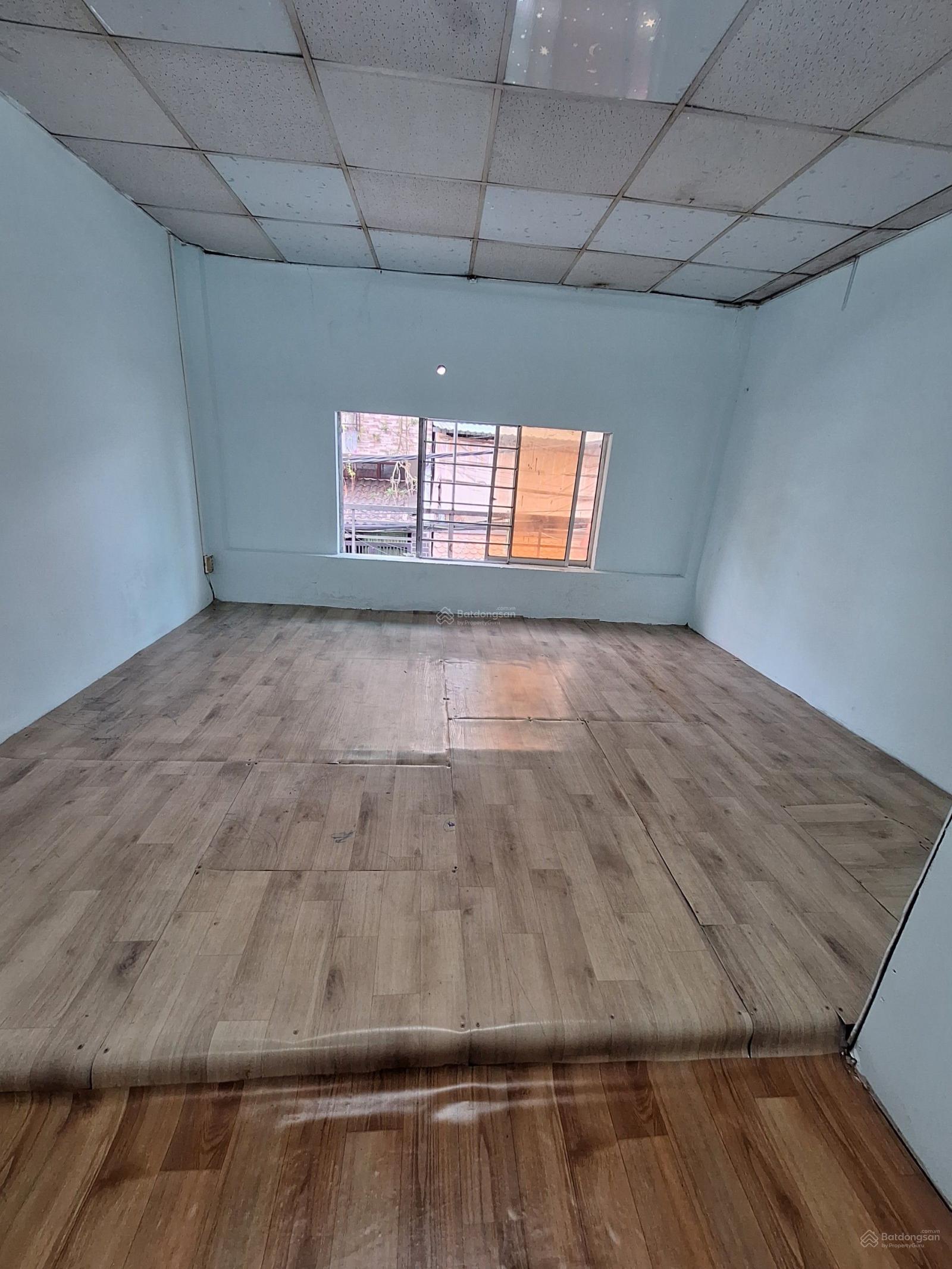 Cơ hội sở hữu nhà mặt tiền hẻm xe hơi Bùi Văn Ba, Tân Thuận Đông, Quận 7 giá chỉ 4.5 tỷ!