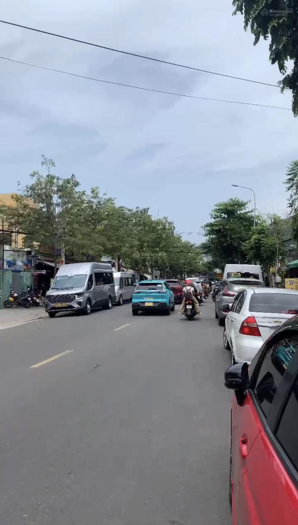 Chính chủ gửi bán nhà mặt tiền gần biển cột cờ Bãi Sau Vũng Tàu, HCM