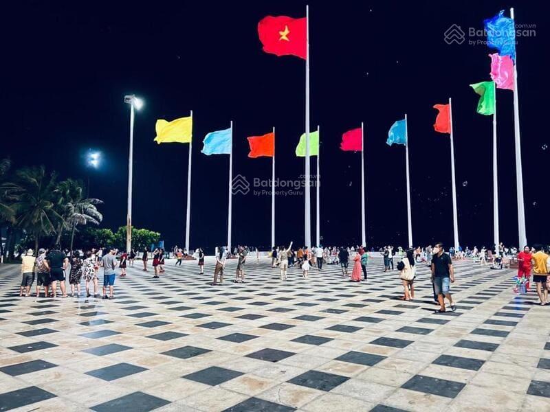 Chính chủ gửi bán nhà mặt tiền gần biển cột cờ Bãi Sau Vũng Tàu, HCM