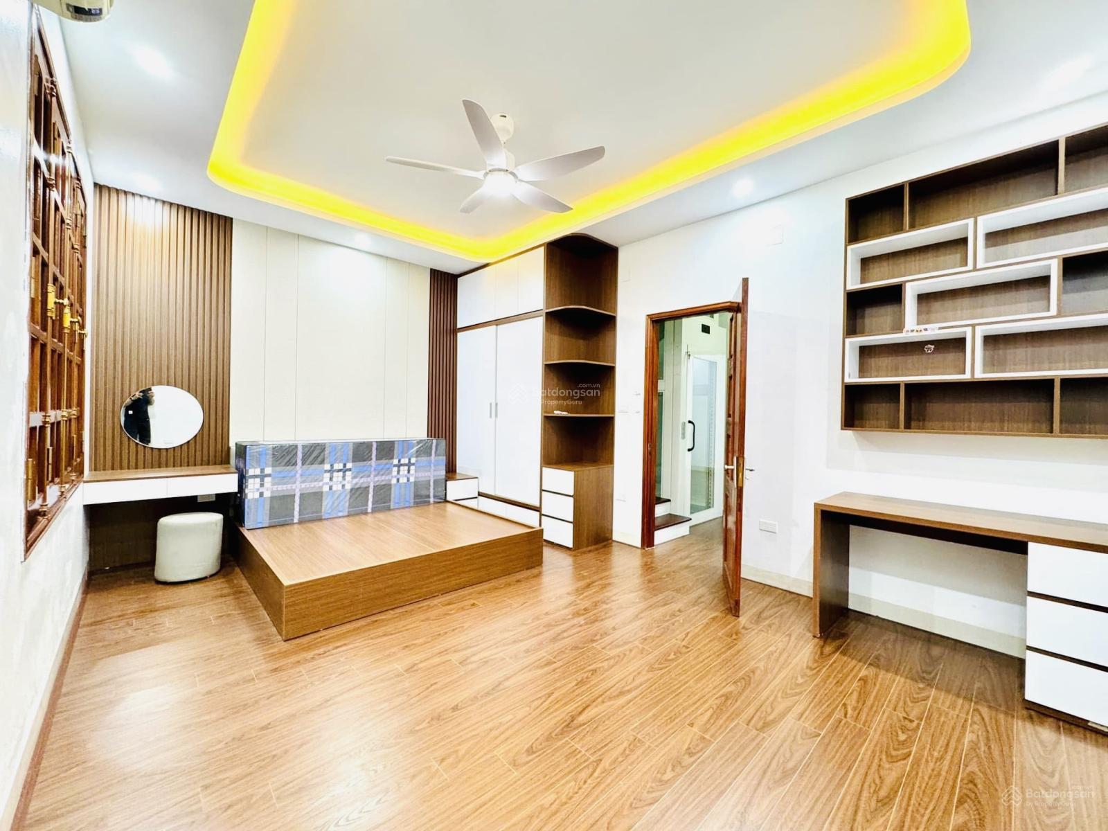 Chỉ 22 Tỷ Nhà Khu Phân Lô Ô Tô Tránh, 68.6m2 6 Tầng Thang Máy MT: 6.2m An Ninh Tốt, Giá Thoả Thuận