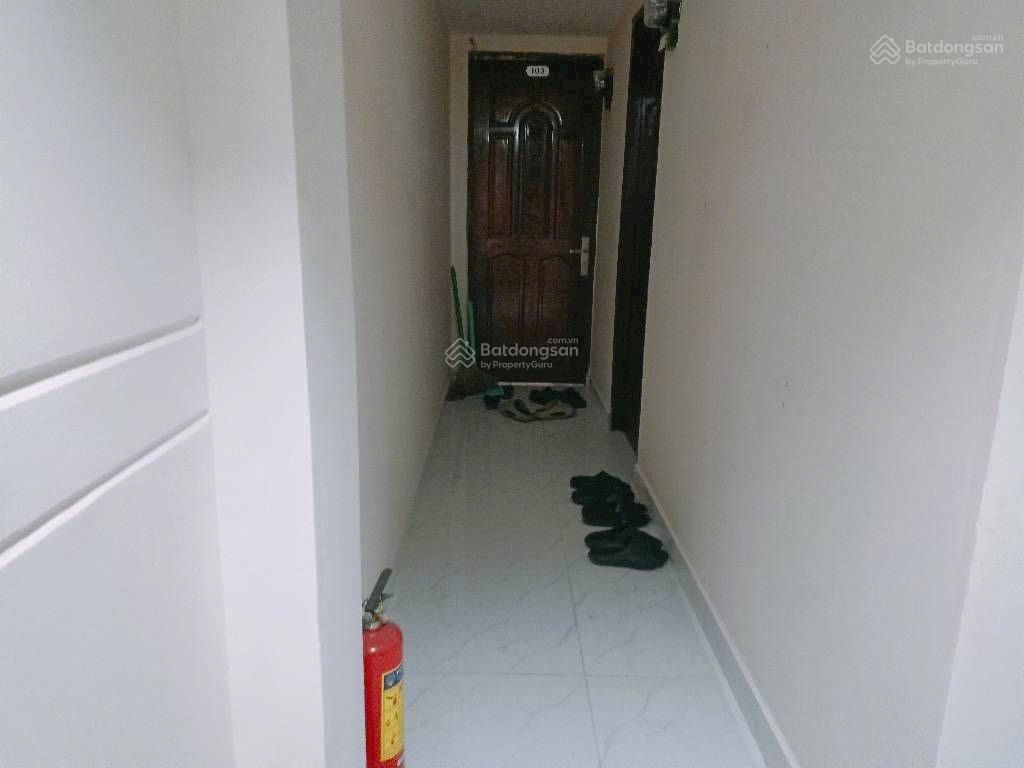 Bán căn hộ dịch vụ, mặt tiền đường trong khu dân cư bình hưng. DT 4x24m xây 4 lầu, thu nhập 45tr