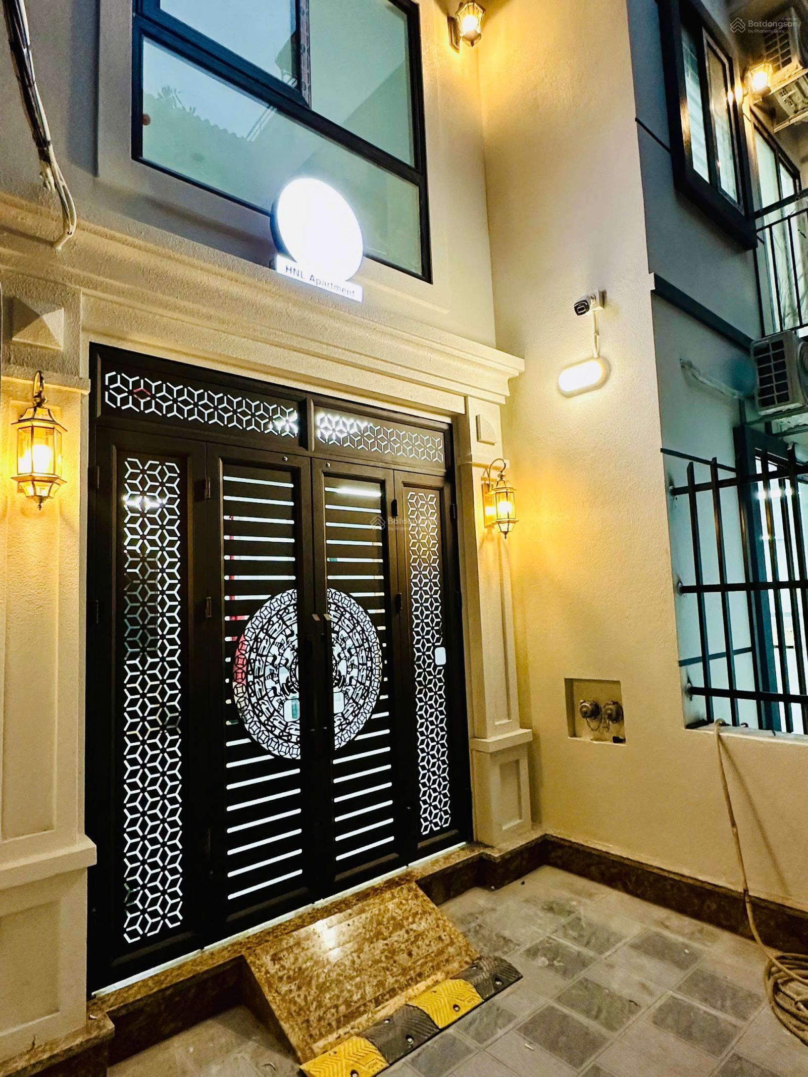 Cực hiếm!!!! Bán tòa CHDV Chùa Láng Đống Đa 180m2x7T, dòng tiền 2.5 tỷ/năm