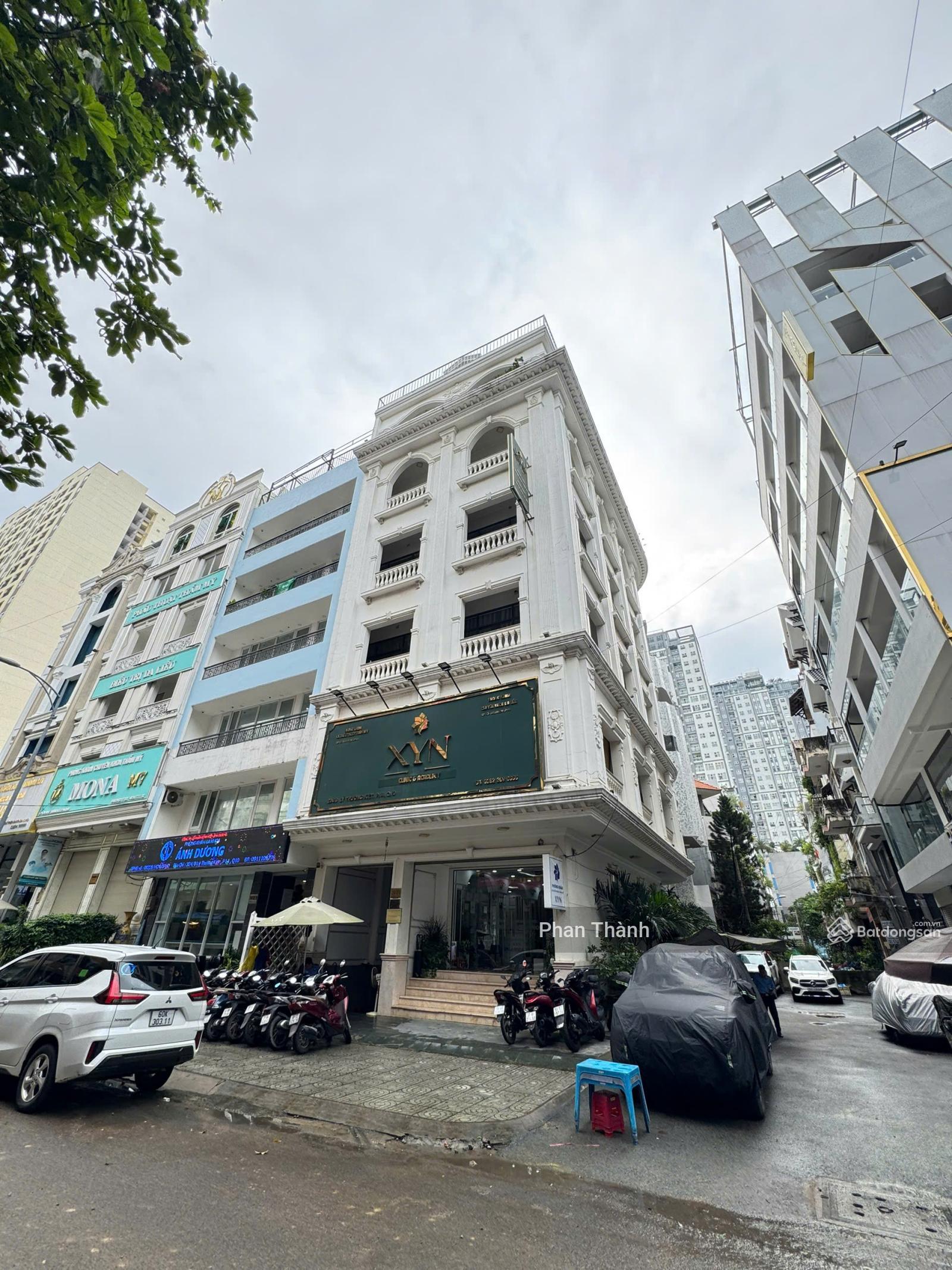 Cực hiếm - giá tốt - mặt tiền khu sân Bay - Phổ Quang. DT: 9 x 20m, trệt 3 tầng, giá 31 tỷ TL