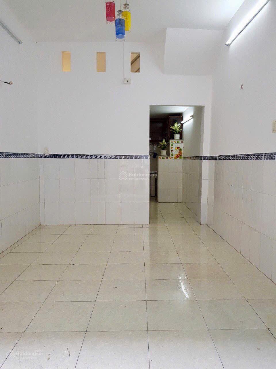 Cho thuê nhà riêng 2 tầng Tân Sơn Nhì  Gần Aeon Mall, chỉ 7 triệu/tháng!