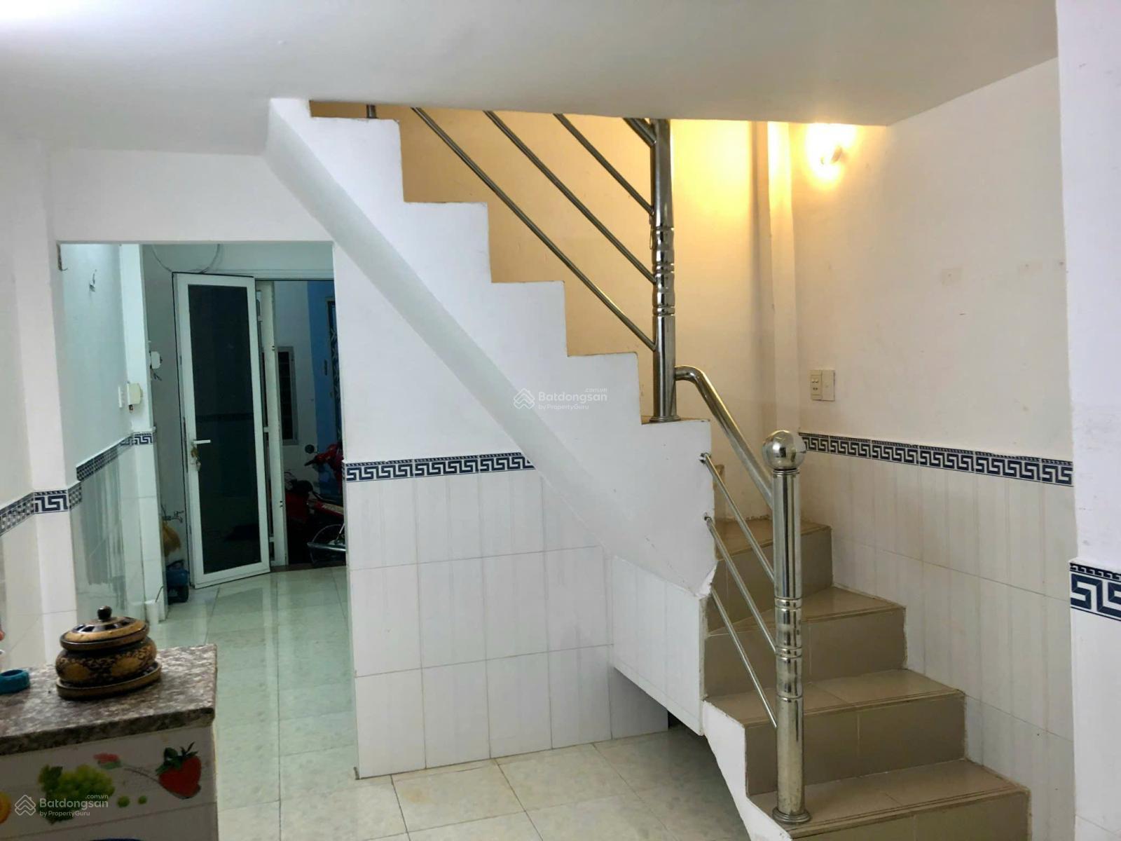 Cho thuê nhà riêng 2 tầng Tân Sơn Nhì  Gần Aeon Mall, chỉ 7 triệu/tháng!