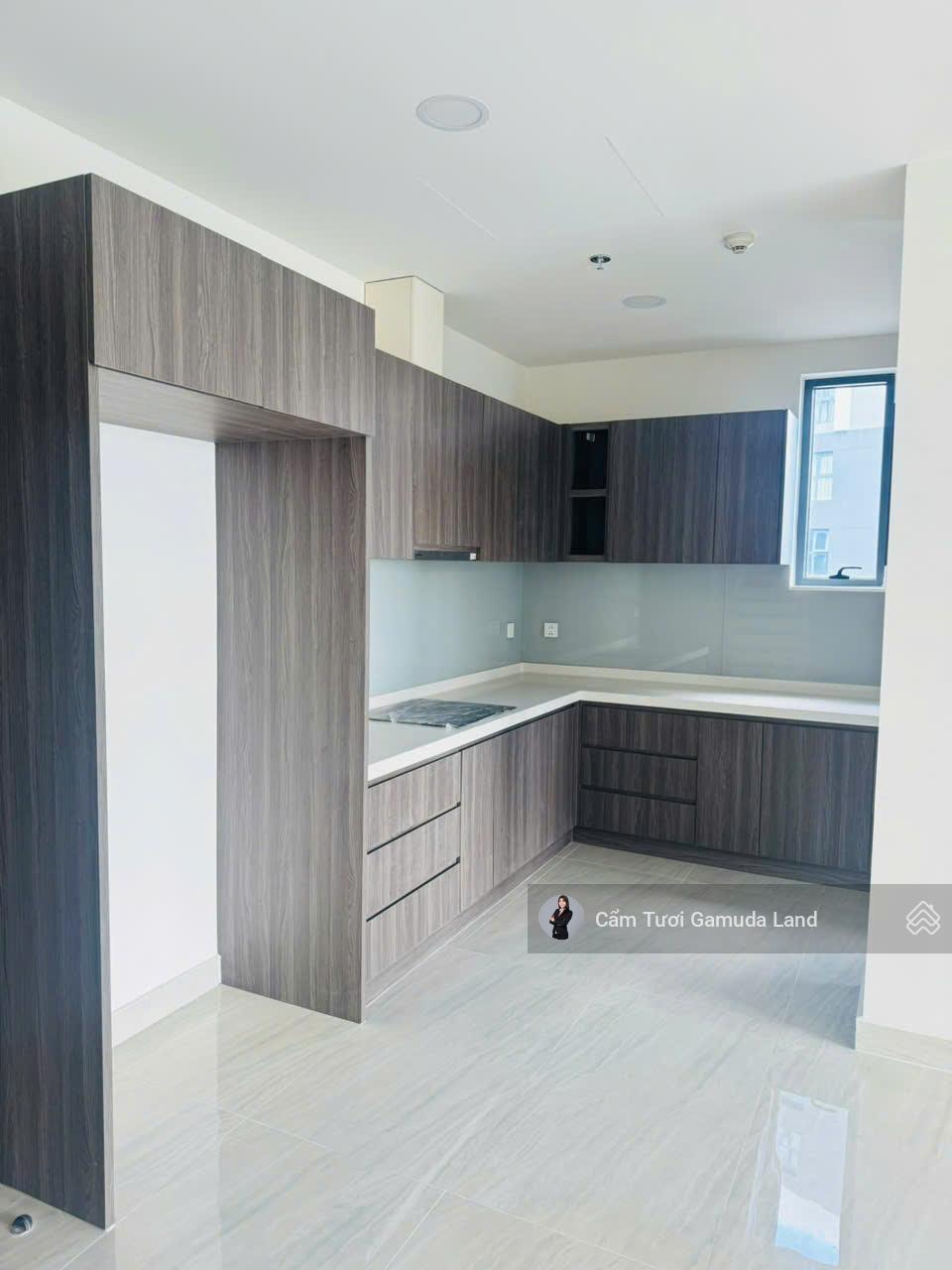 Bán duplex Centery 160m2 NTCB giá 13 tỷ/kèm ô xe Bán duplex Centery 160m2 NTCB giá 13 tỷ/kèm ô xe