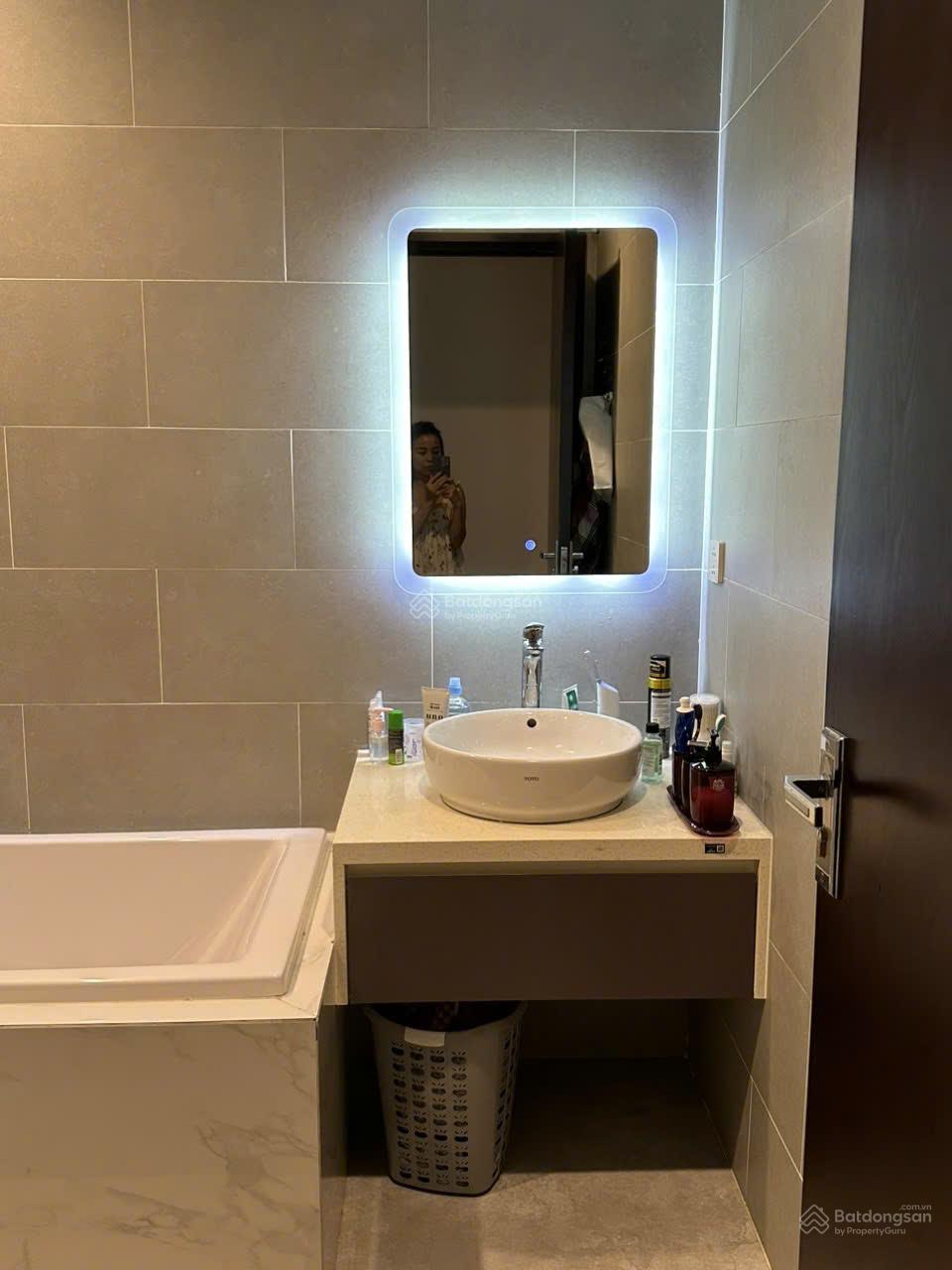 Duy nhất căn 1 ngủ cực đẹp view hồ, chỉ 4,5 tỷ, LH: 0343 202 *** Duy nhất căn 1 ngủ cực đẹp view hồ, chỉ 4,5 tỷ, LH: 0343 202 ***