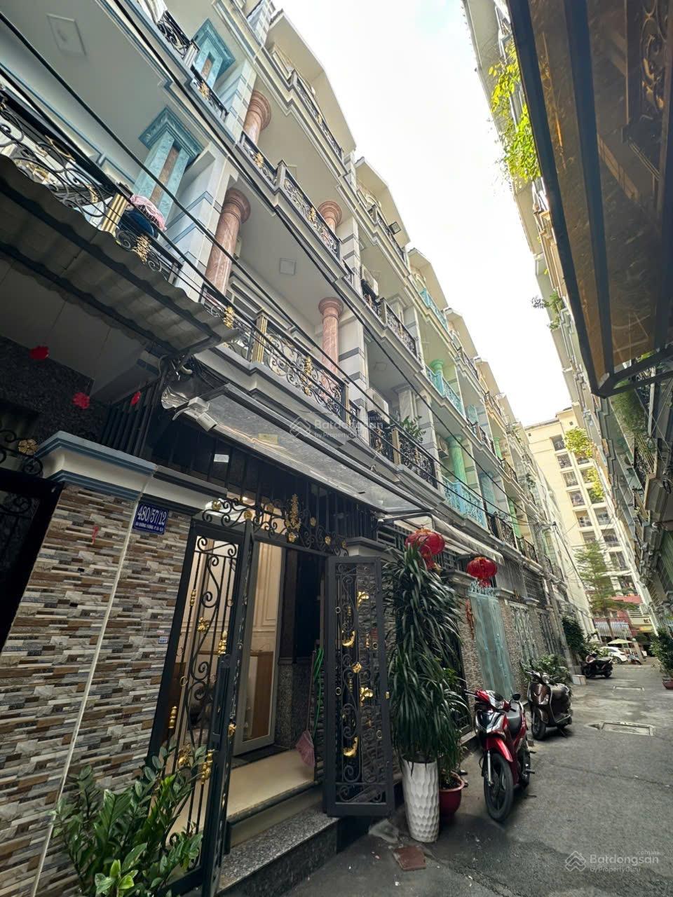 80 triệu nhận đủ - giảm mạnh 300tr
Bán nhà hẻm xe hơi đường nhựa 226 An Dương Vương, P.Bình Phú