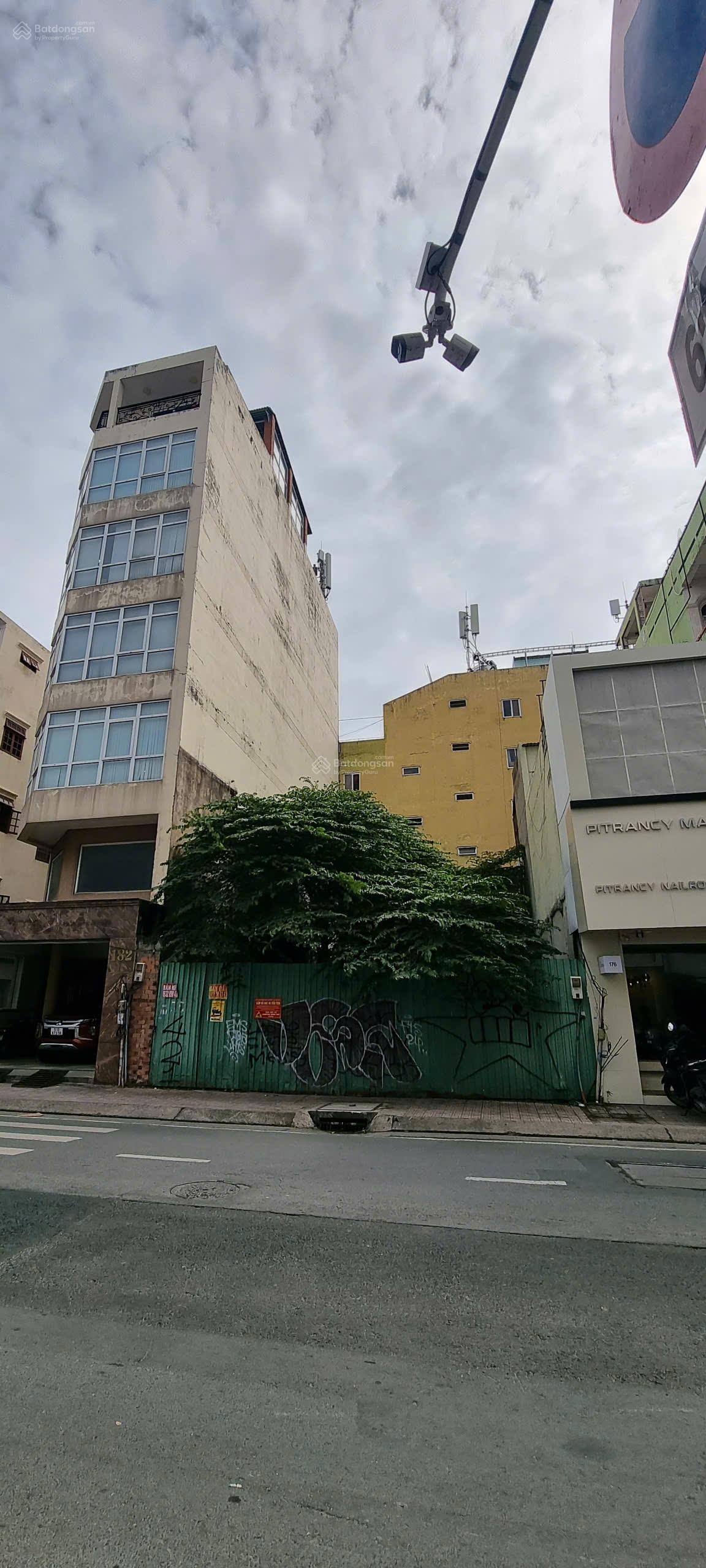 Bán nhà mặt tiền đường Hồ Văn Huê, Phú Nhuận, DT (10x21m) XD hầm 10 tầng, Giá chỉ 52 tỷ TL Bán nhà mặt tiền đường Hồ Văn Huê, Phú Nhuận, DT (10x21m) XD hầm 10 tầng, Giá chỉ 52 tỷ TL