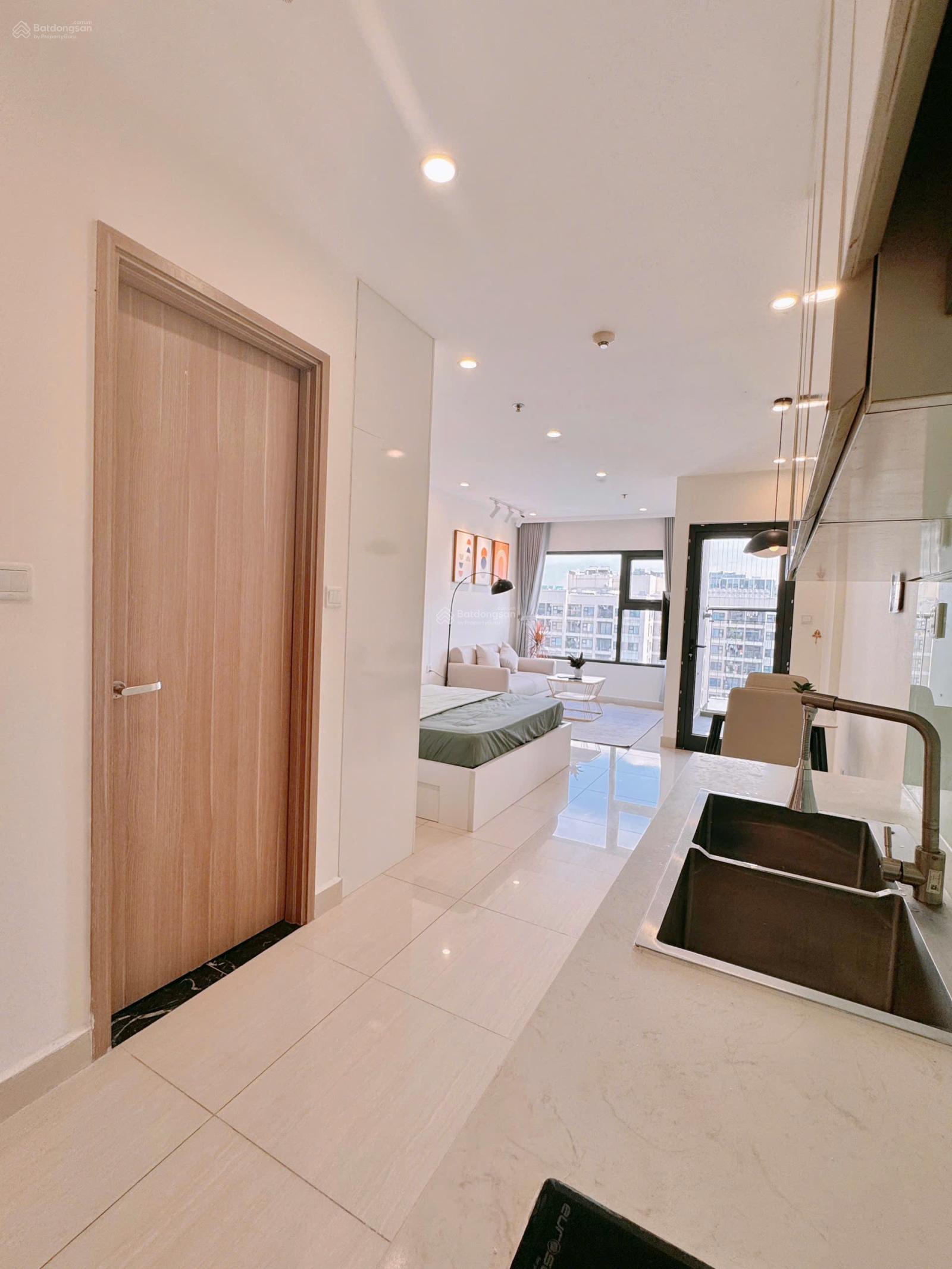 Hot: Studio tòa S302, 30.3m2, 2tỷ535 full đồ xịn, gần hồ, Đông Nam, Vinhomes Smart City